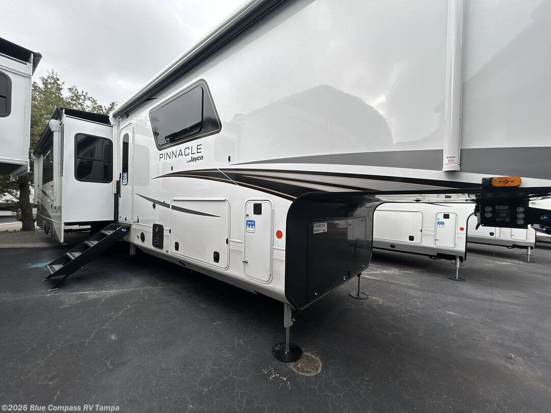 New 2026 Jayco Pinnacle 38FBRK available in Dover, Florida