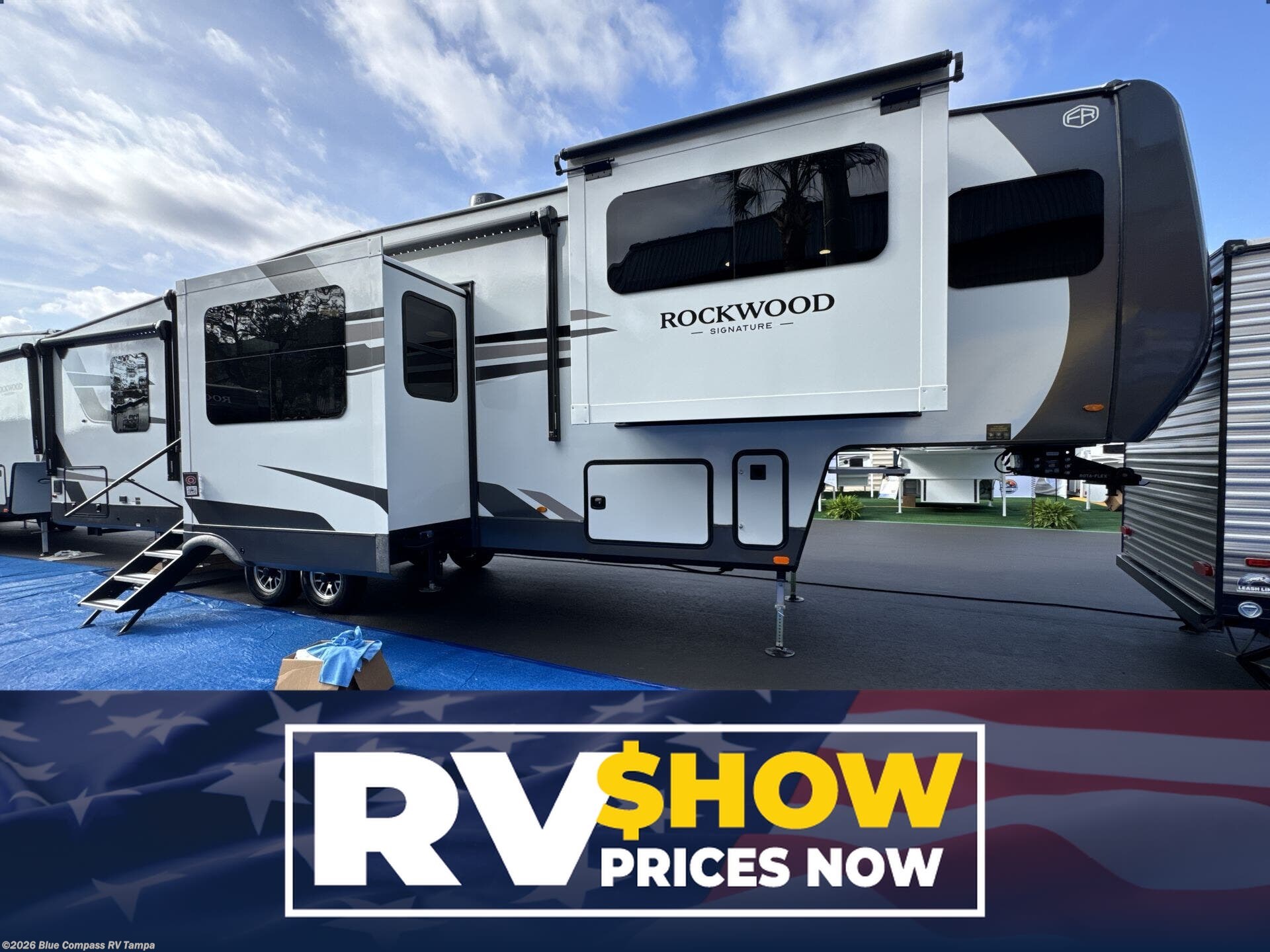 New 2026 Forest River Rockwood Signature 402SFL available in Dover, Florida