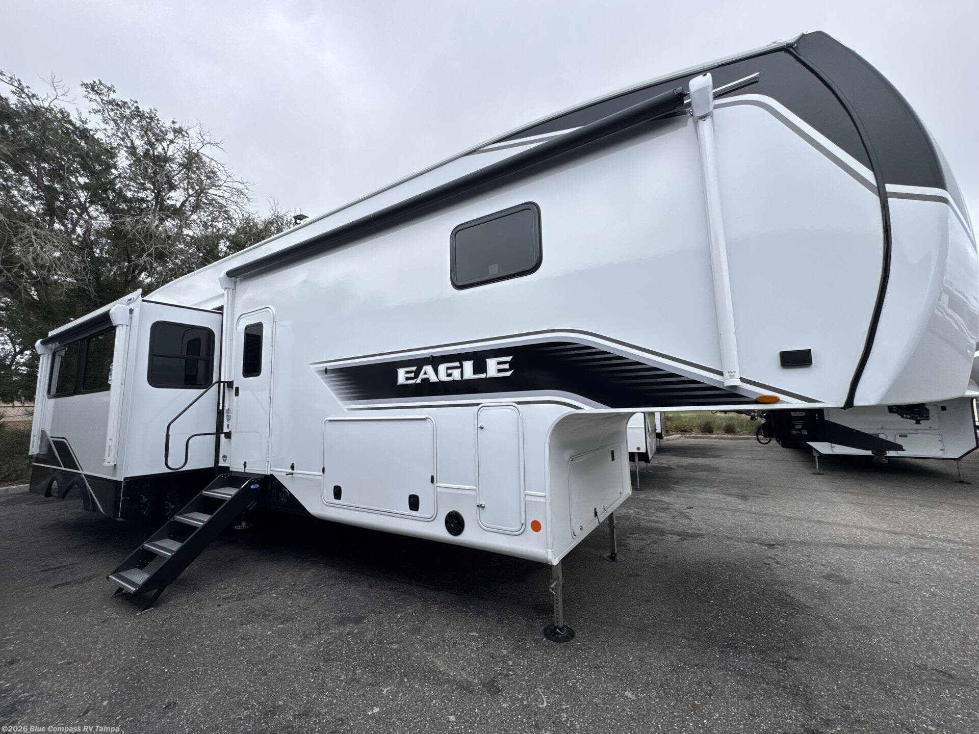 New 2026 Jayco Eagle 360DBOK available in Dover, Florida
