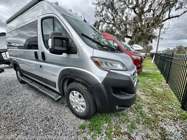 New 2025 Jayco Comet 18C available in Dover, Florida