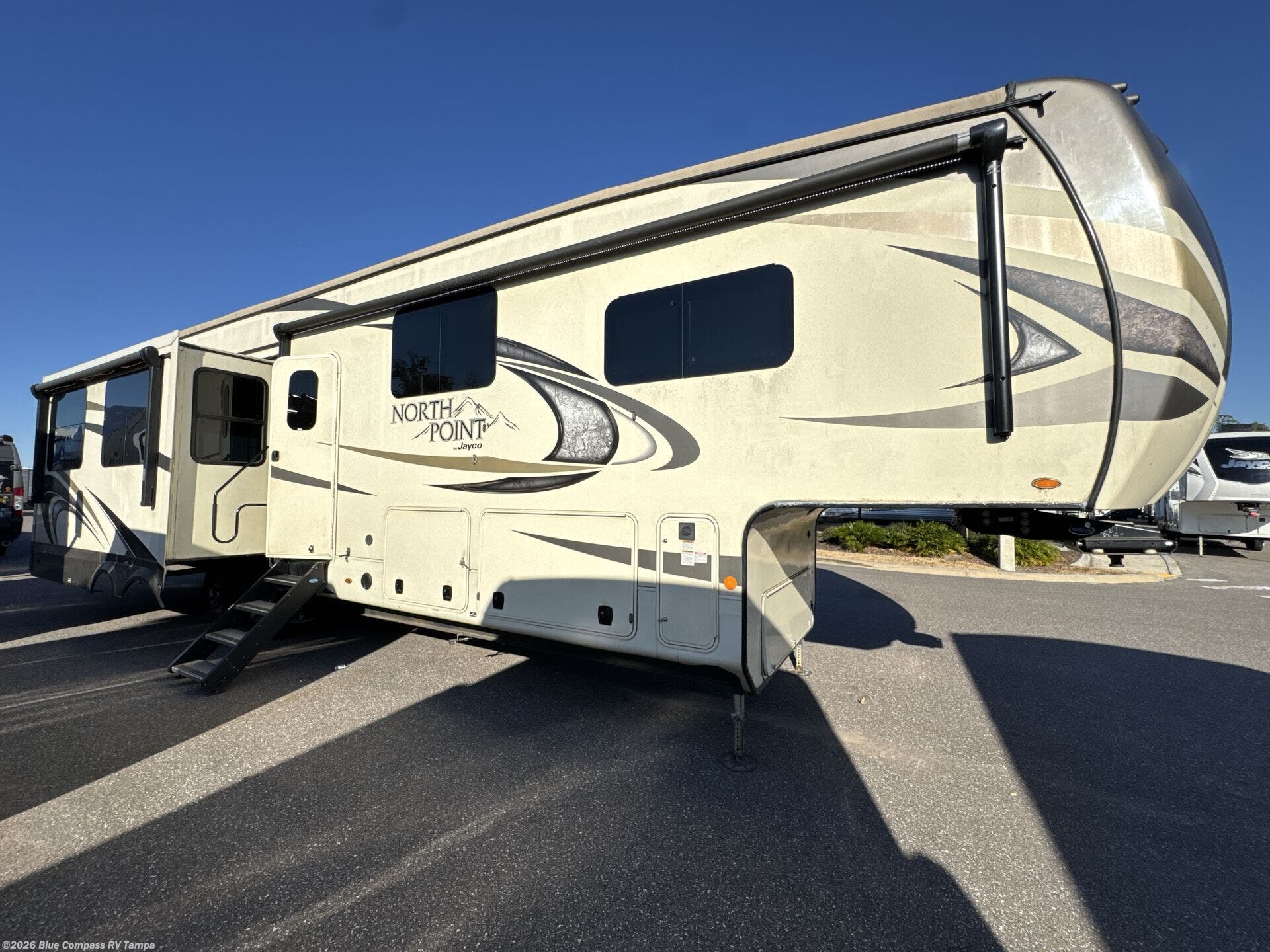 Used 2019 Jayco North Point 381DLQS available in Dover, Florida