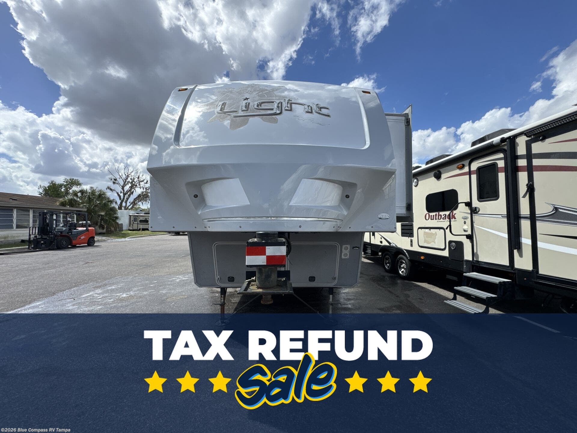 Used 2013 Highland Ridge  Light 276RL available in Dover, Florida