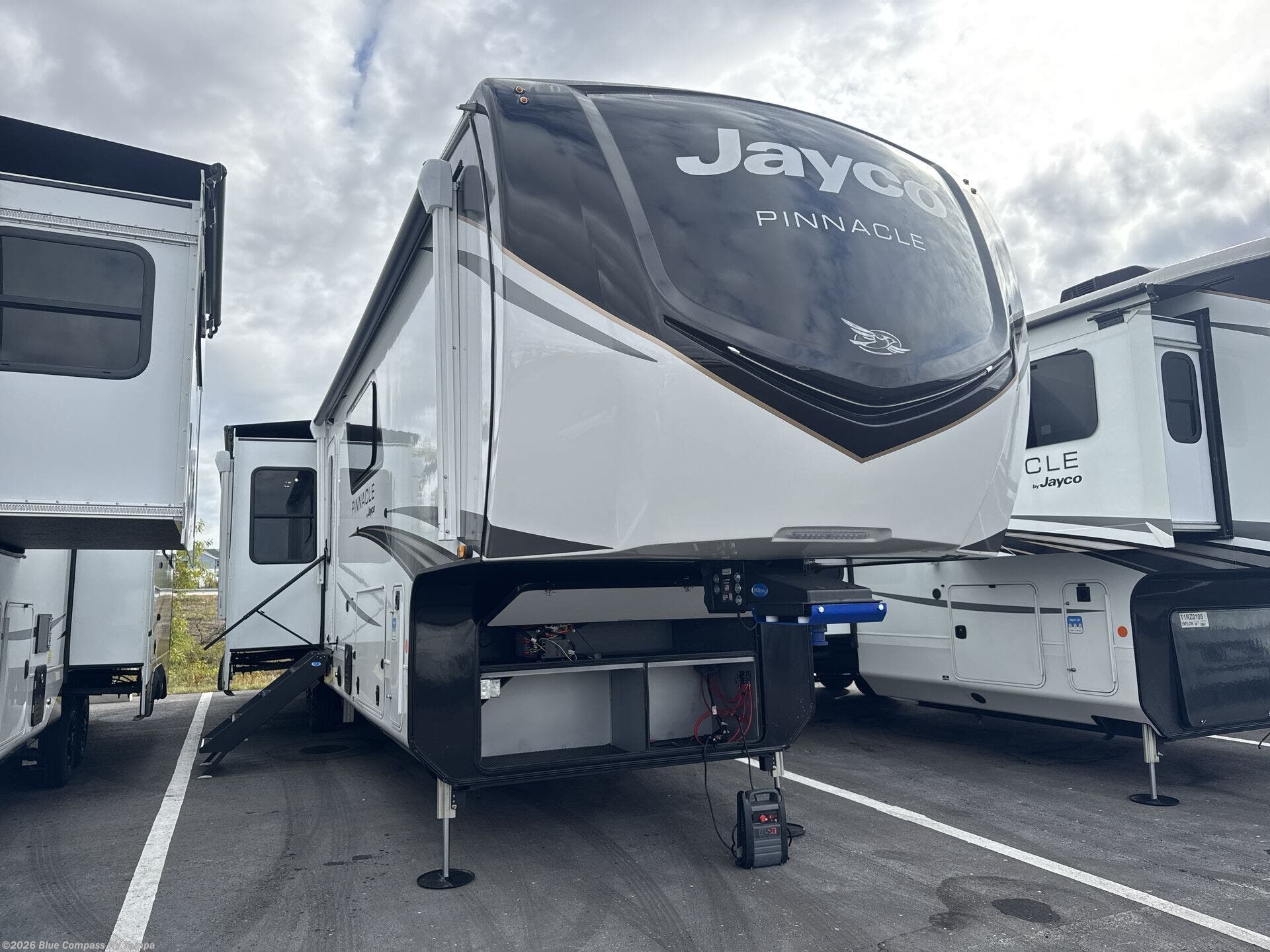 New 2026 Jayco Pinnacle 38FBRK available in Dover, Florida