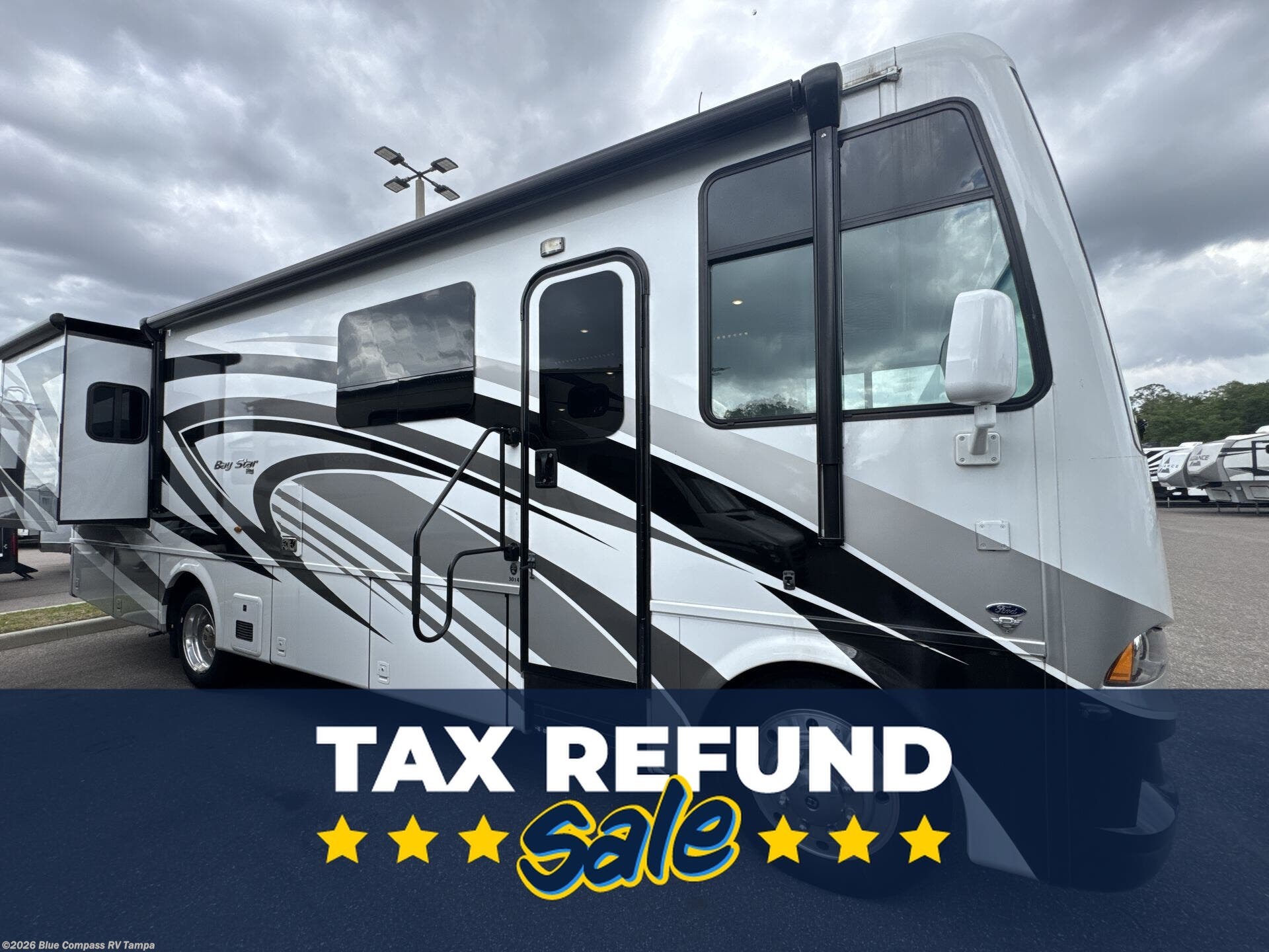 Used 2022 Newmar Bay Star 3014 available in Dover, Florida