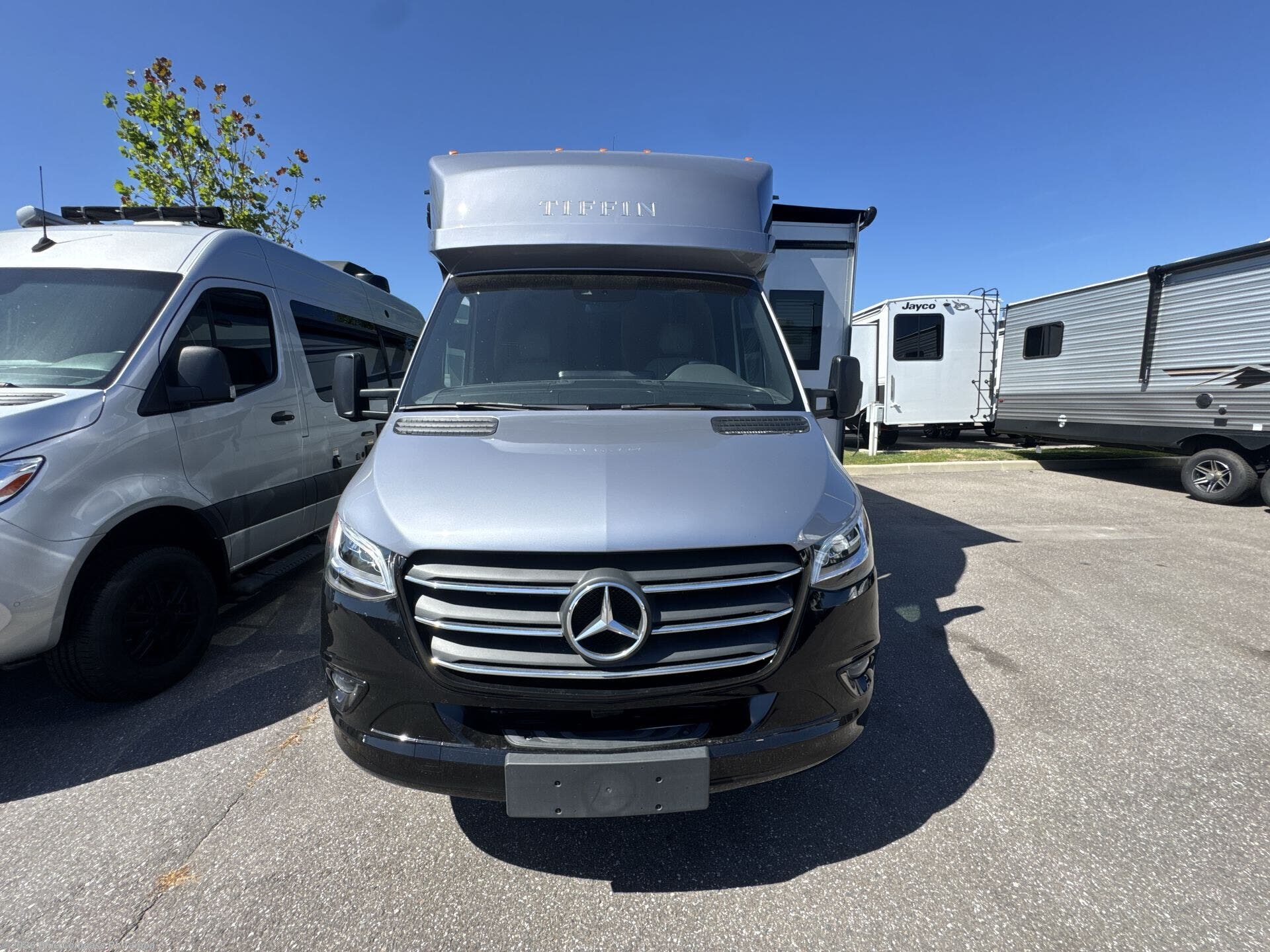 Used 2025 Tiffin Wayfarer 25 XRW available in Dover, Florida
