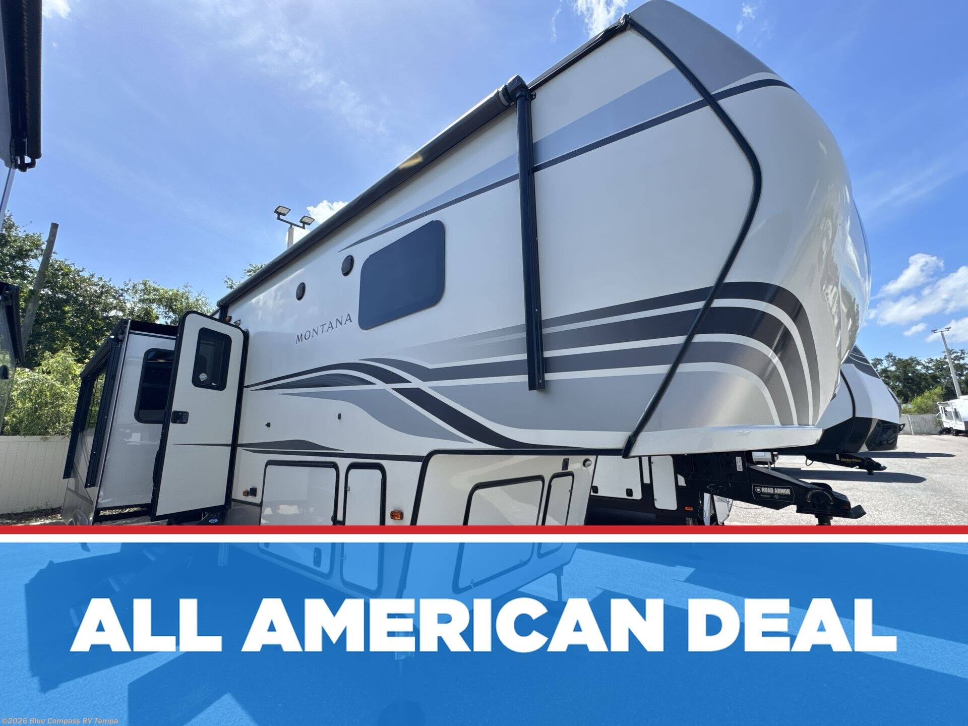 Used 2022 Keystone Montana 3121RL available in Dover, Florida