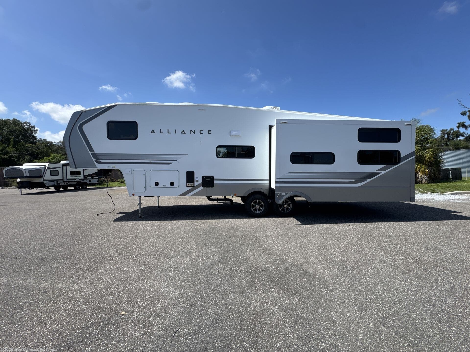 New 2027 Alliance RV Avenue All-Access 30BH available in Dover, Florida