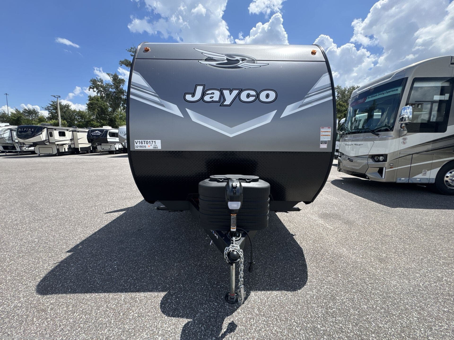 New 2027 Jayco Jay Flight 321BDS available in Dover, Florida