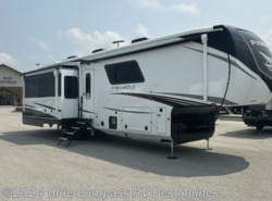 New 2025 Jayco Pinnacle 36FBTS available in Altoona, Iowa