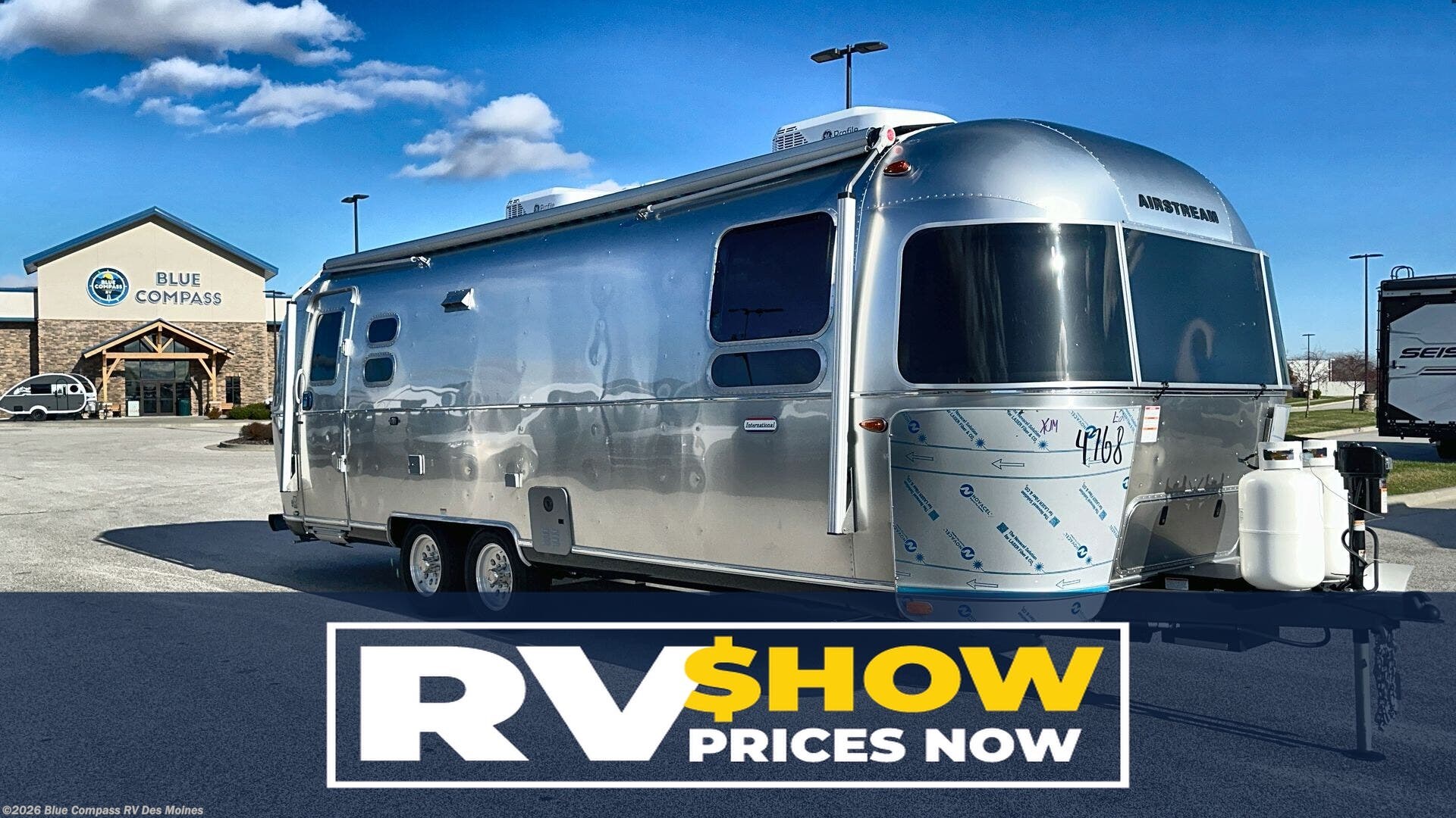 New 2025 Airstream International 27FB available in Altoona, Iowa