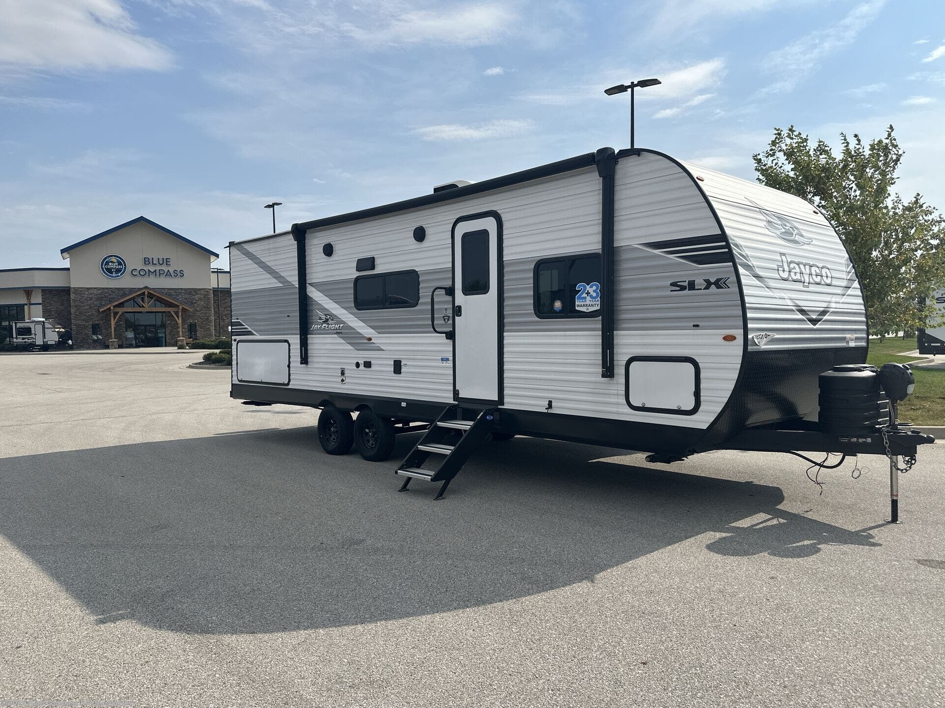 New 2026 Jayco Jay Flight SLX 261BHS available in Altoona, Iowa