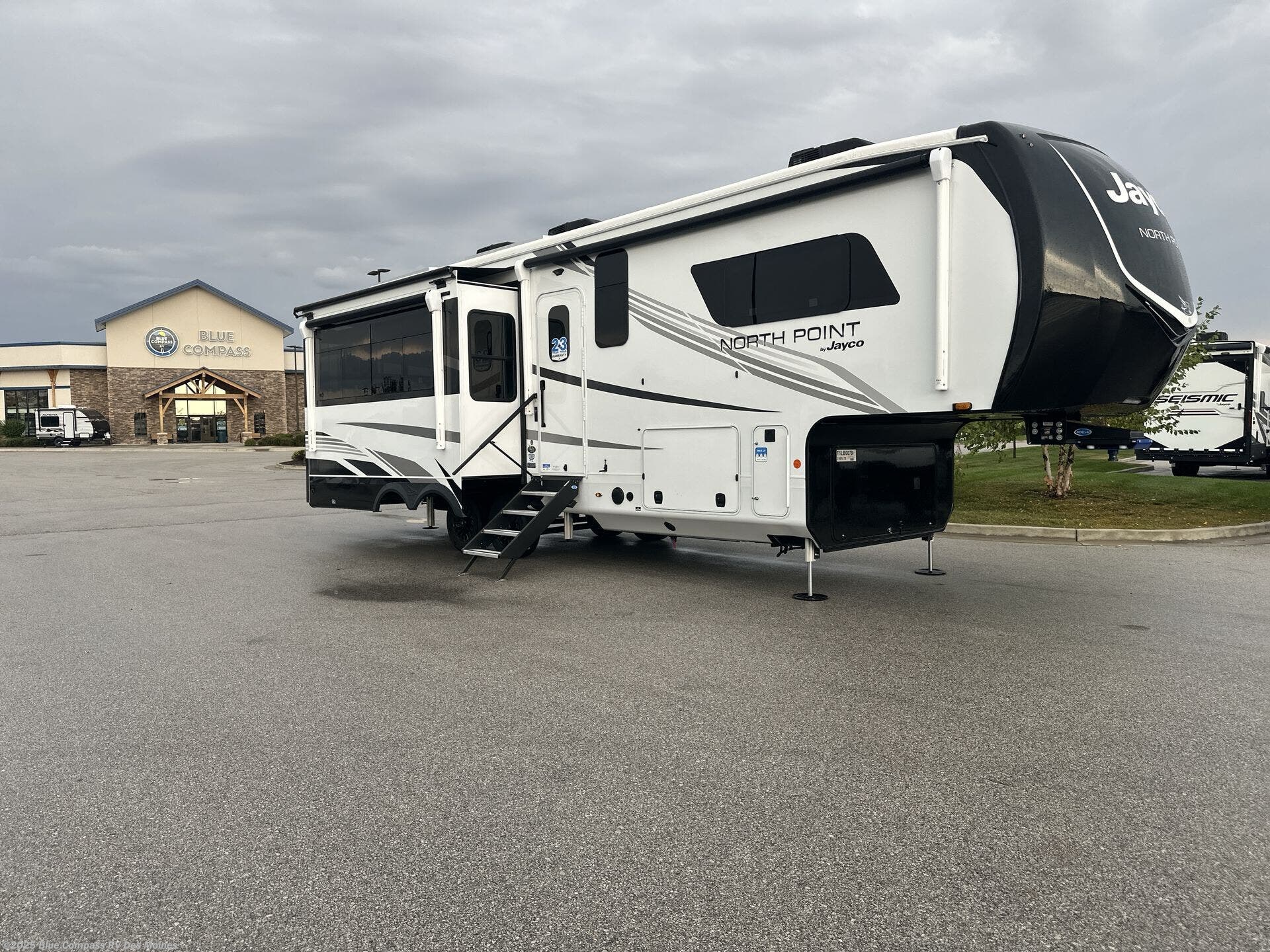 New 2026 Jayco North Point 310RLTS available in Altoona, Iowa