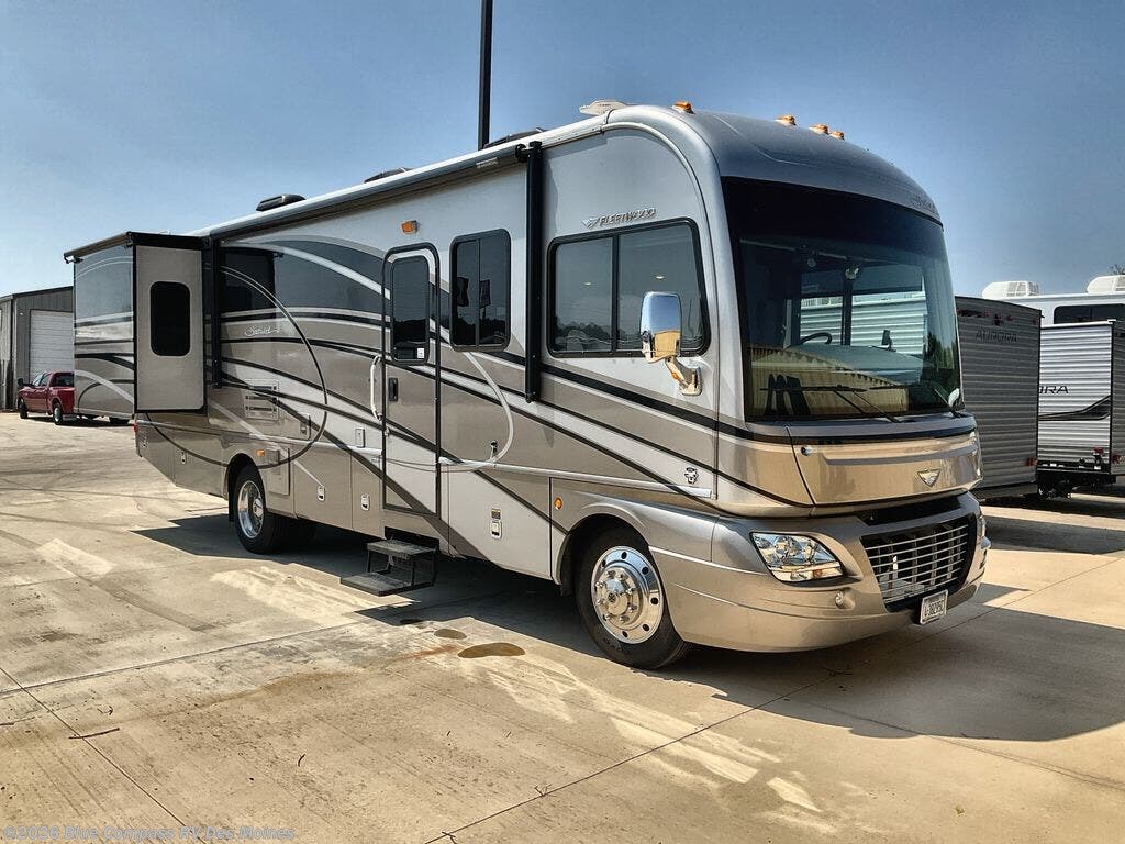 Used 2014 Fleetwood Southwind 32VS available in Altoona, Iowa