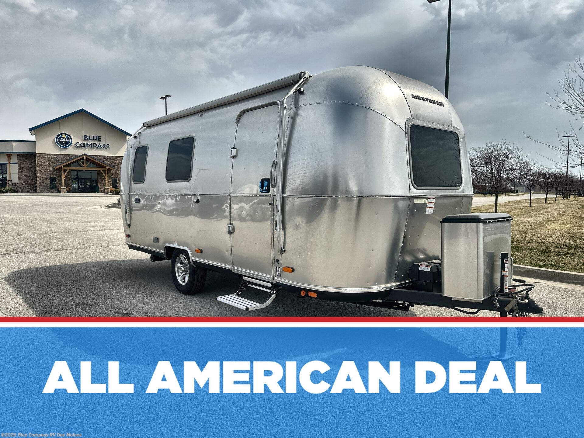 New 2026 Airstream Traveler World  22RB available in Altoona, Iowa