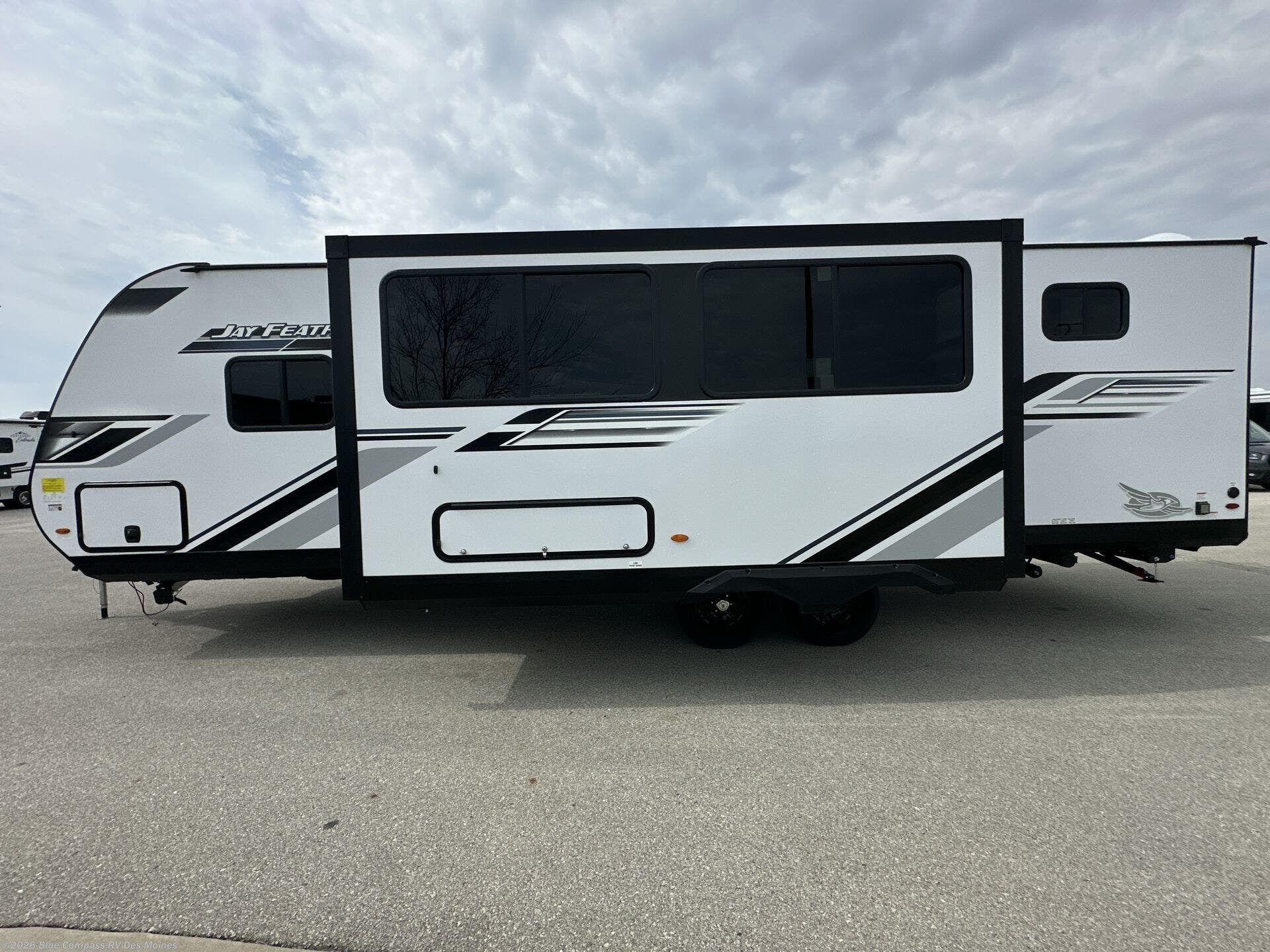 New 2026 Jayco Jay Feather 27BH available in Altoona, Iowa