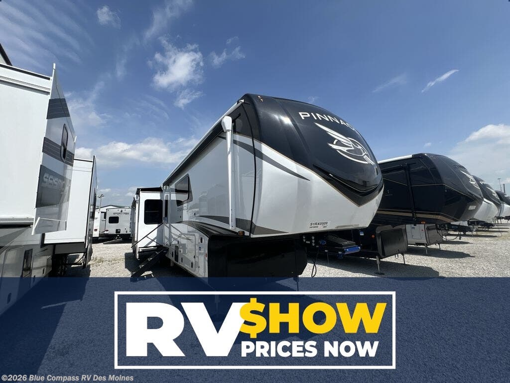 New 2025 Jayco Pinnacle 38FBRK available in Altoona, Iowa