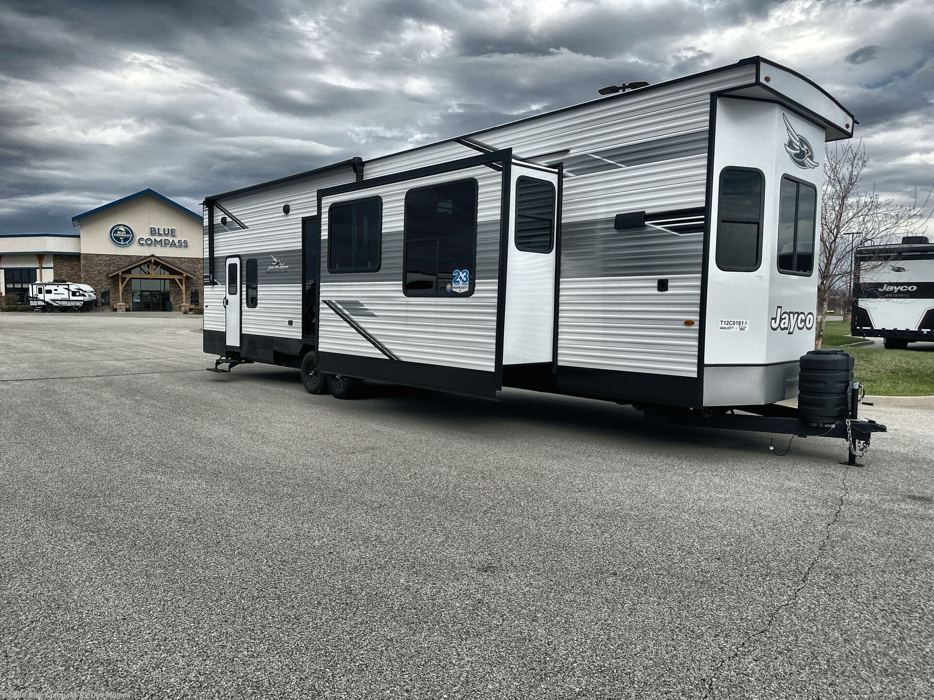 New 2026 Jayco Jay Flight Bungalow 404LOFT DS available in Altoona, Iowa