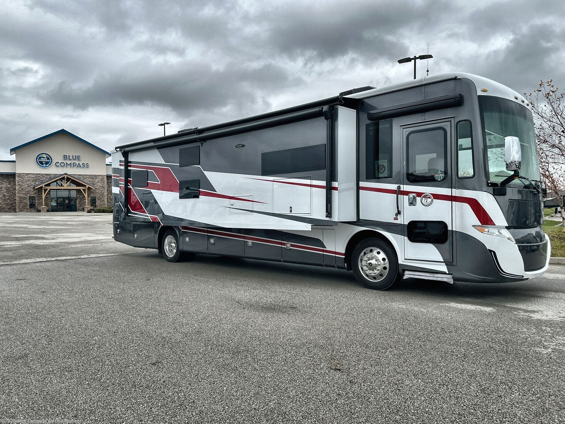 New 2026 Tiffin Byway 38 BL available in Altoona, Iowa