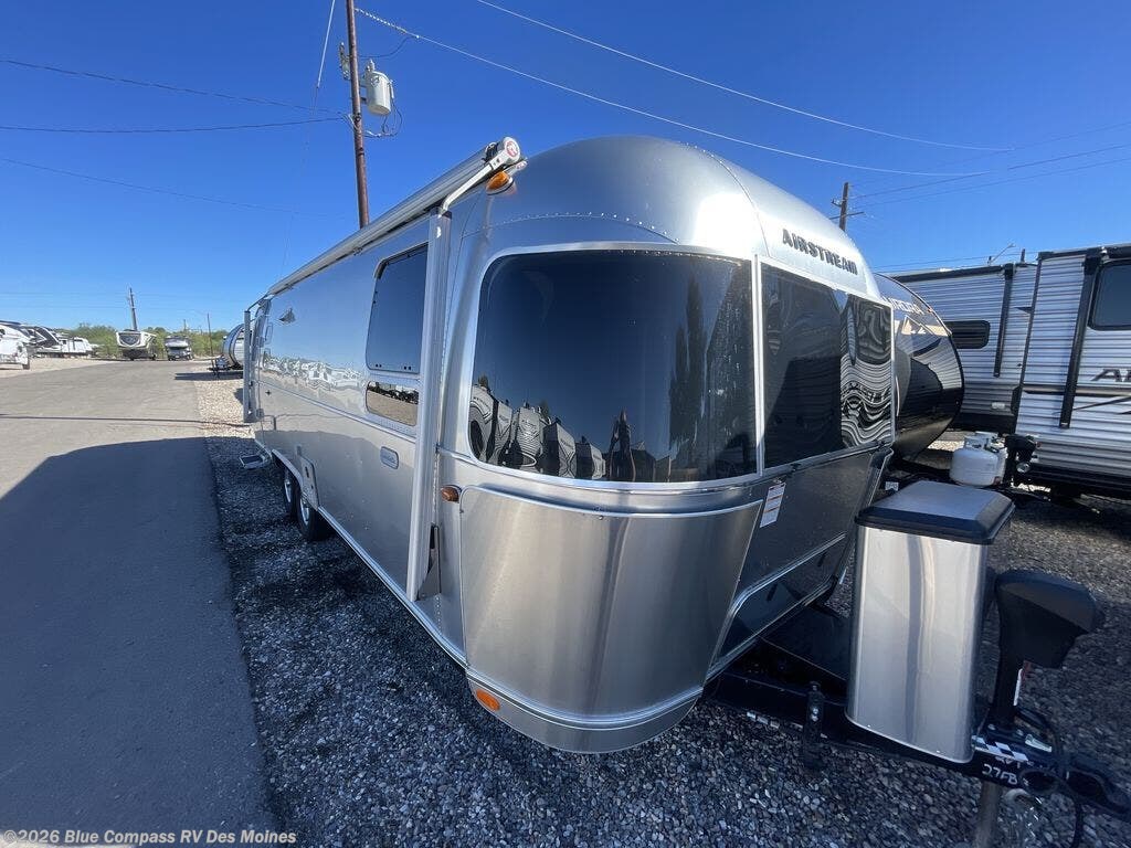 Used 2021 Airstream Globetrotter 27FB available in Altoona, Iowa