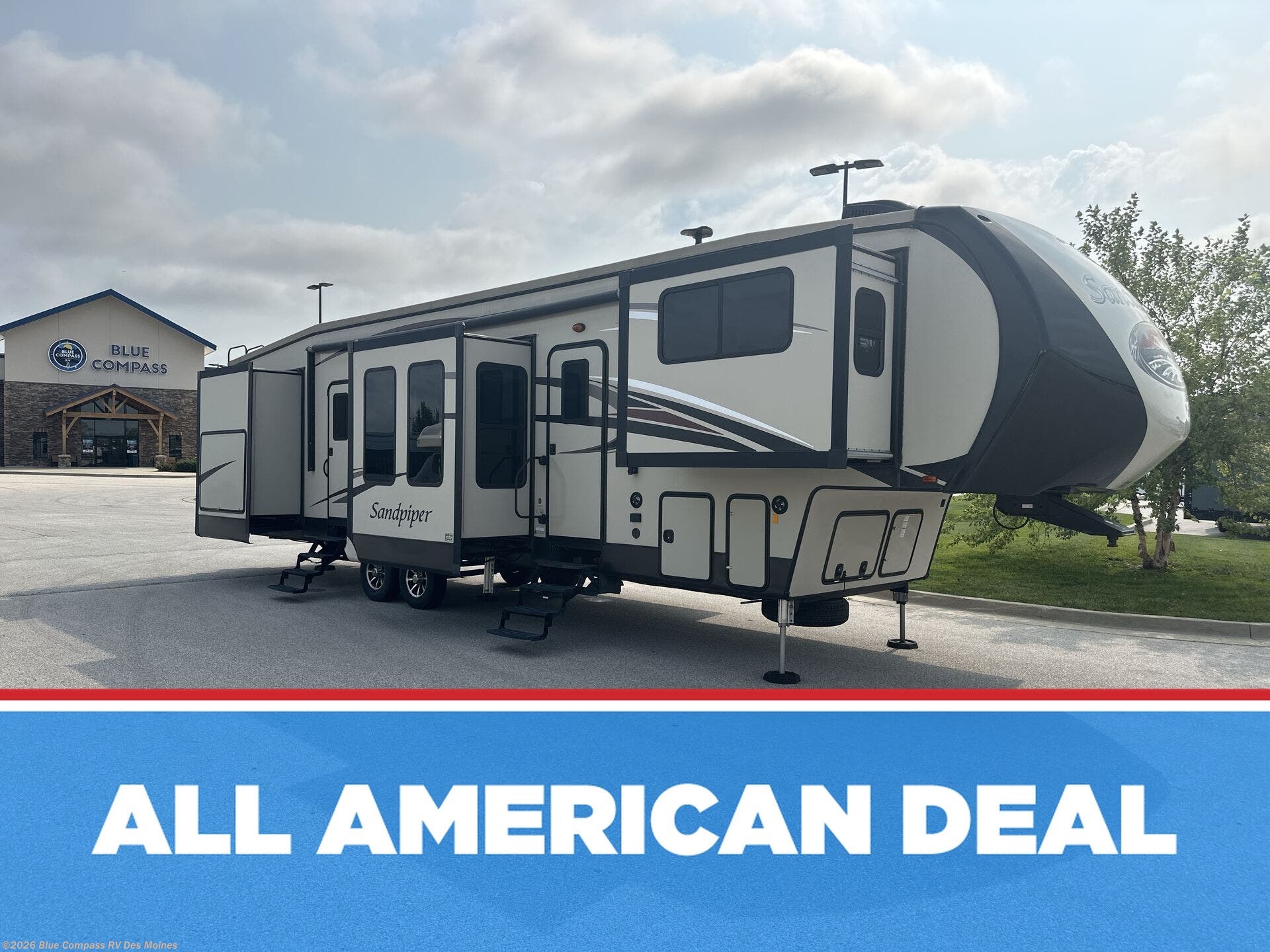 Used 2018 Forest River Sandpiper 379FLOK available in Altoona, Iowa