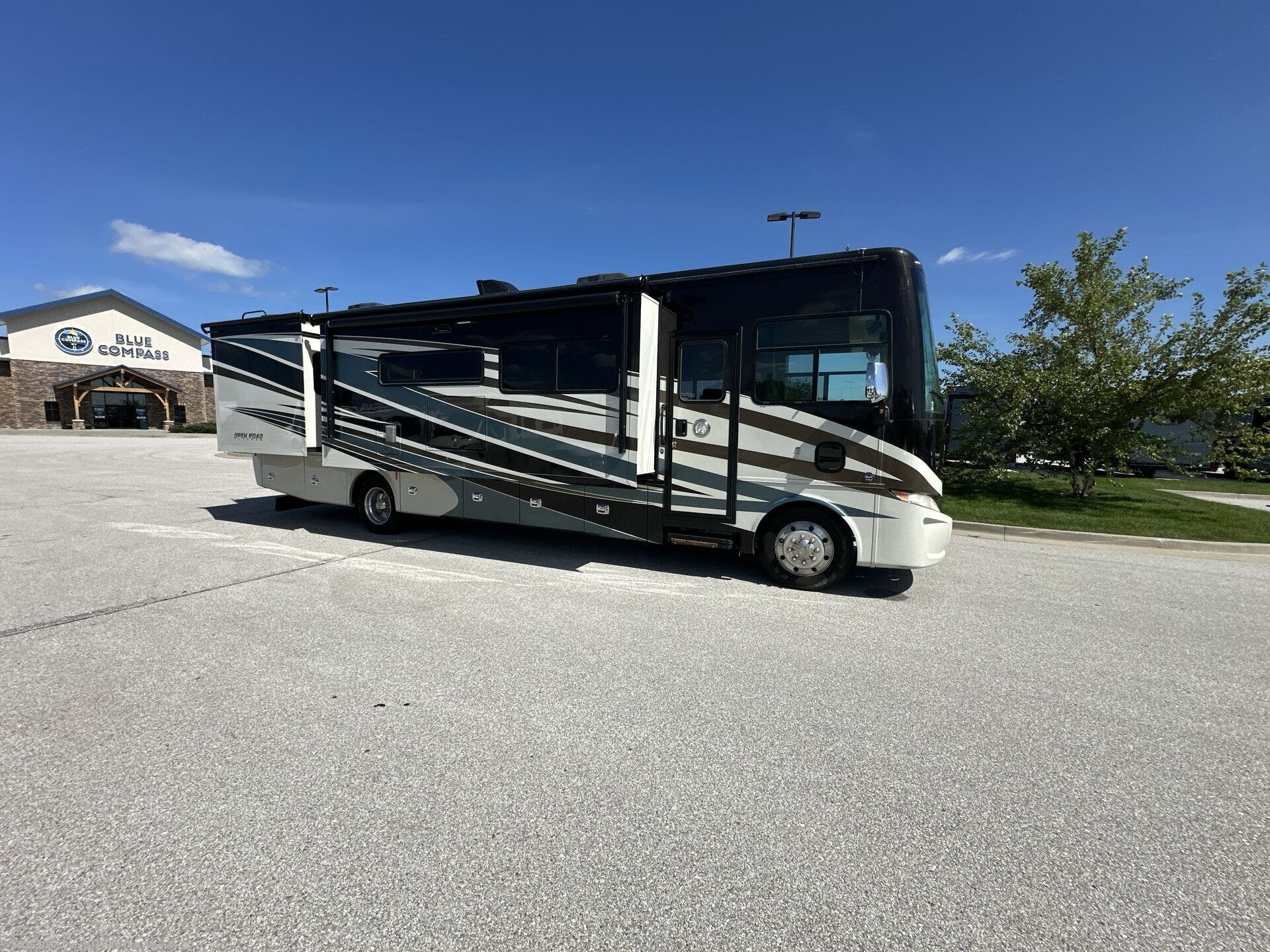 Used 2019 Tiffin Open Road Allegro 34 PA available in Altoona, Iowa