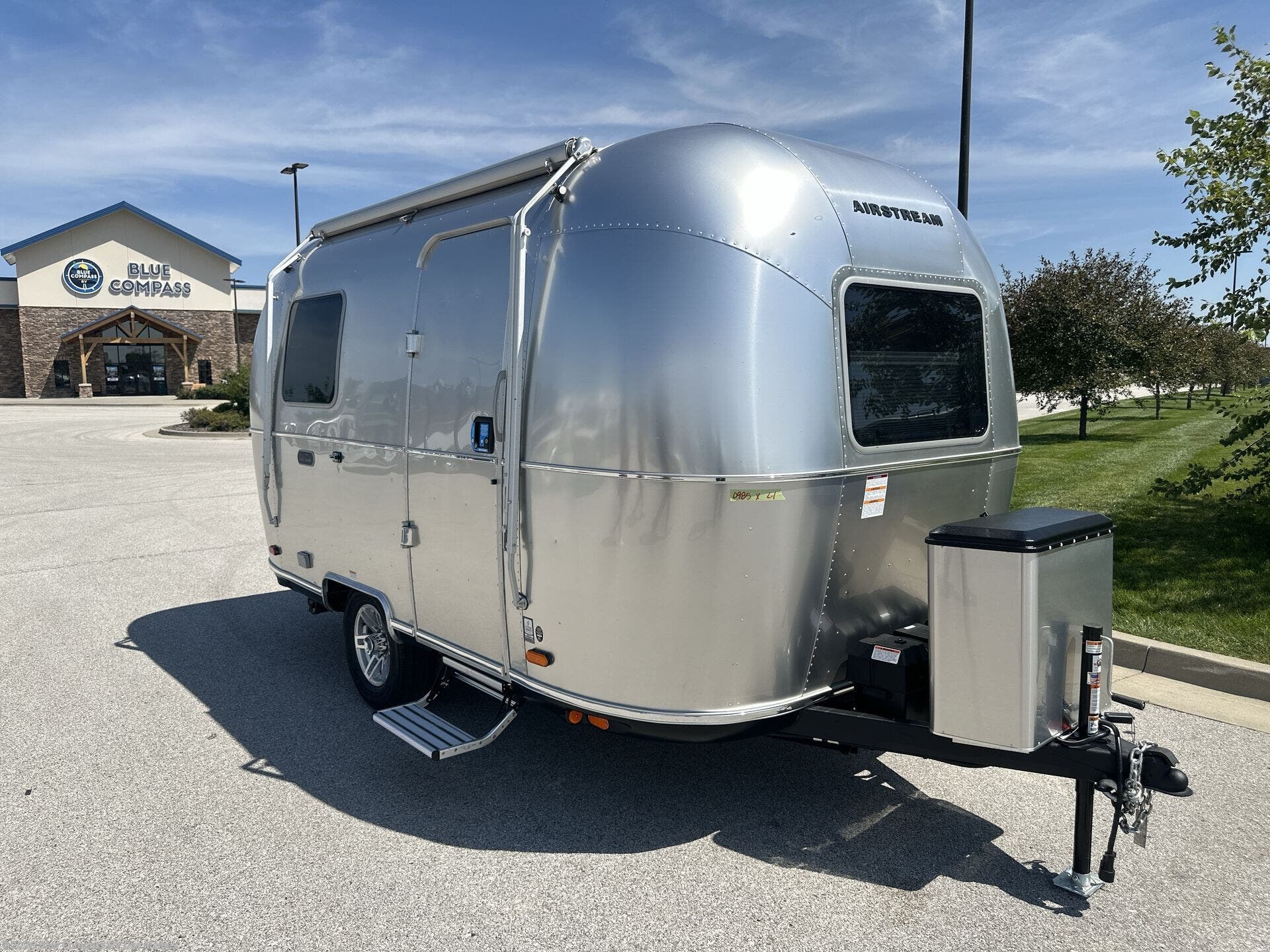 New 2027 Airstream World Traveler 17RB available in Altoona, Iowa