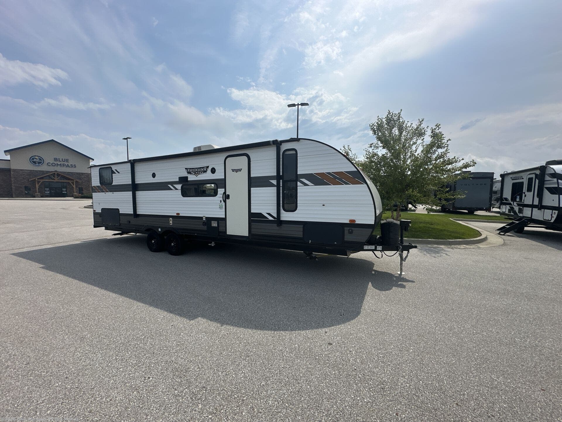 Used 2020 Forest River Wildwood 273QBXL available in Altoona, Iowa
