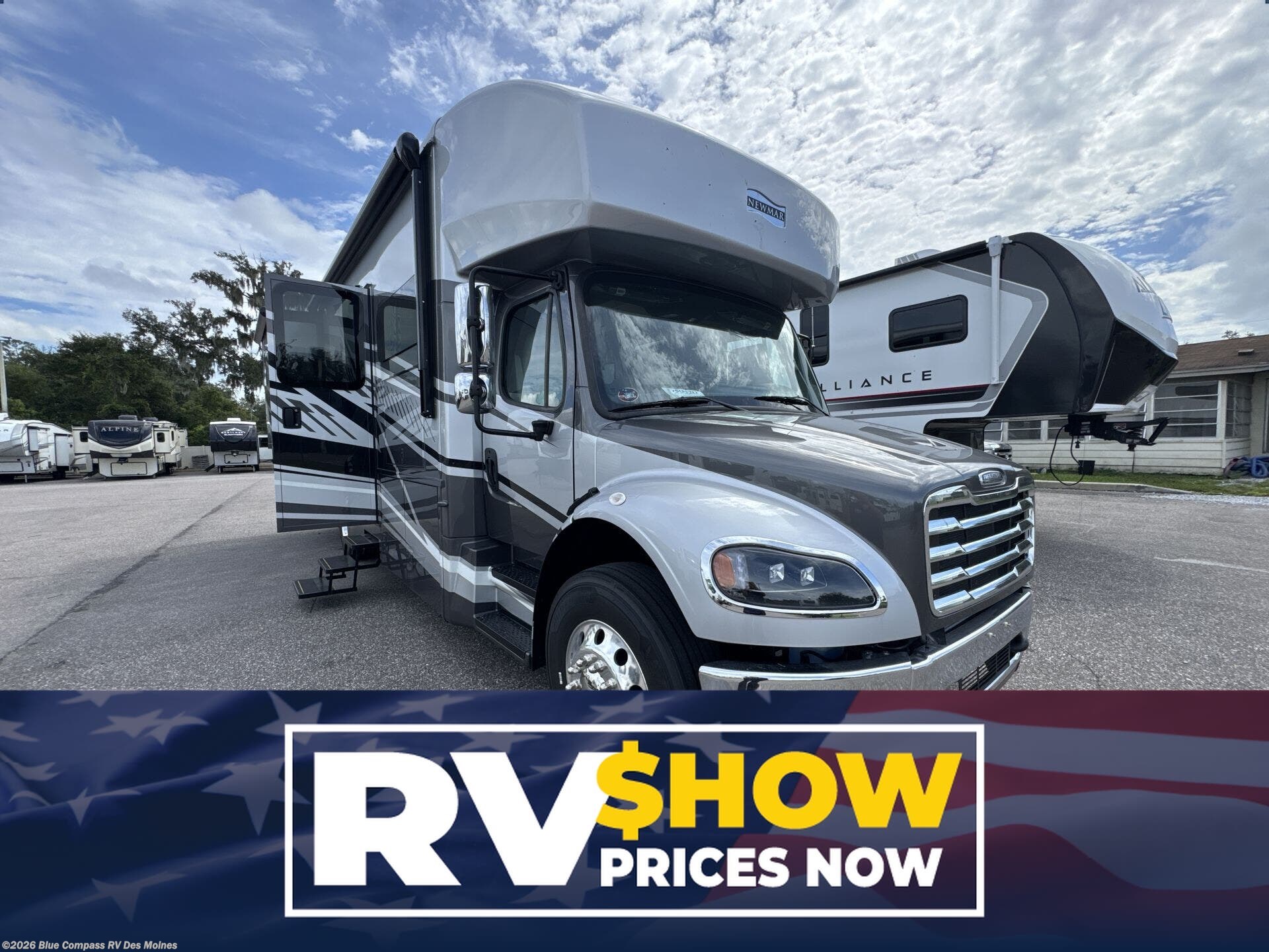 New 2027 Newmar Grand Star 3444 available in Altoona, Iowa