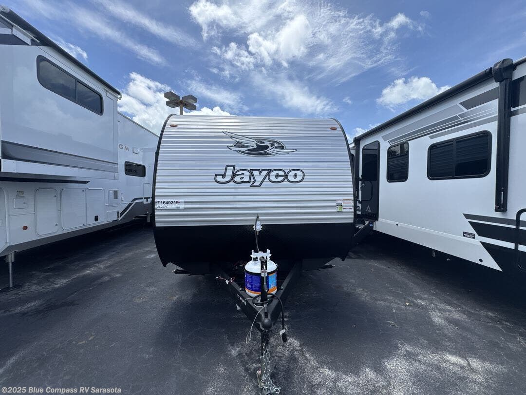 New 2026 Jayco Jay Flight SLX 262RLS available in Sarasota, Florida