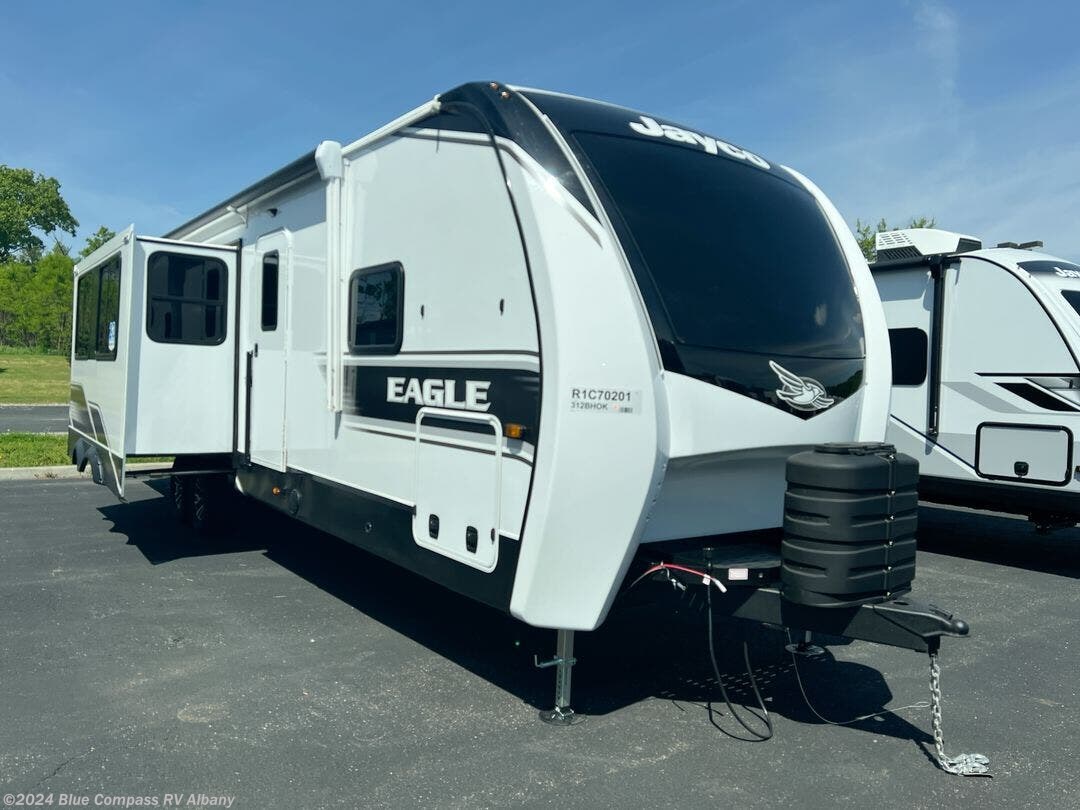 Exploring the Benefits of Used Jayco Eagle Travel Trailers: Your Ultimate Guide