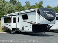 New 2025 Jayco Pinnacle 38FBRK available in Latham, New York