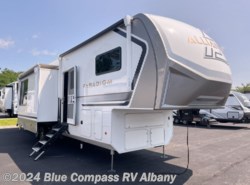 New 2025 Alliance RV Paradigm 395DS available in Latham, New York