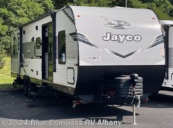 New 2025 Jayco Jay Flight 380DQS available in Latham, New York