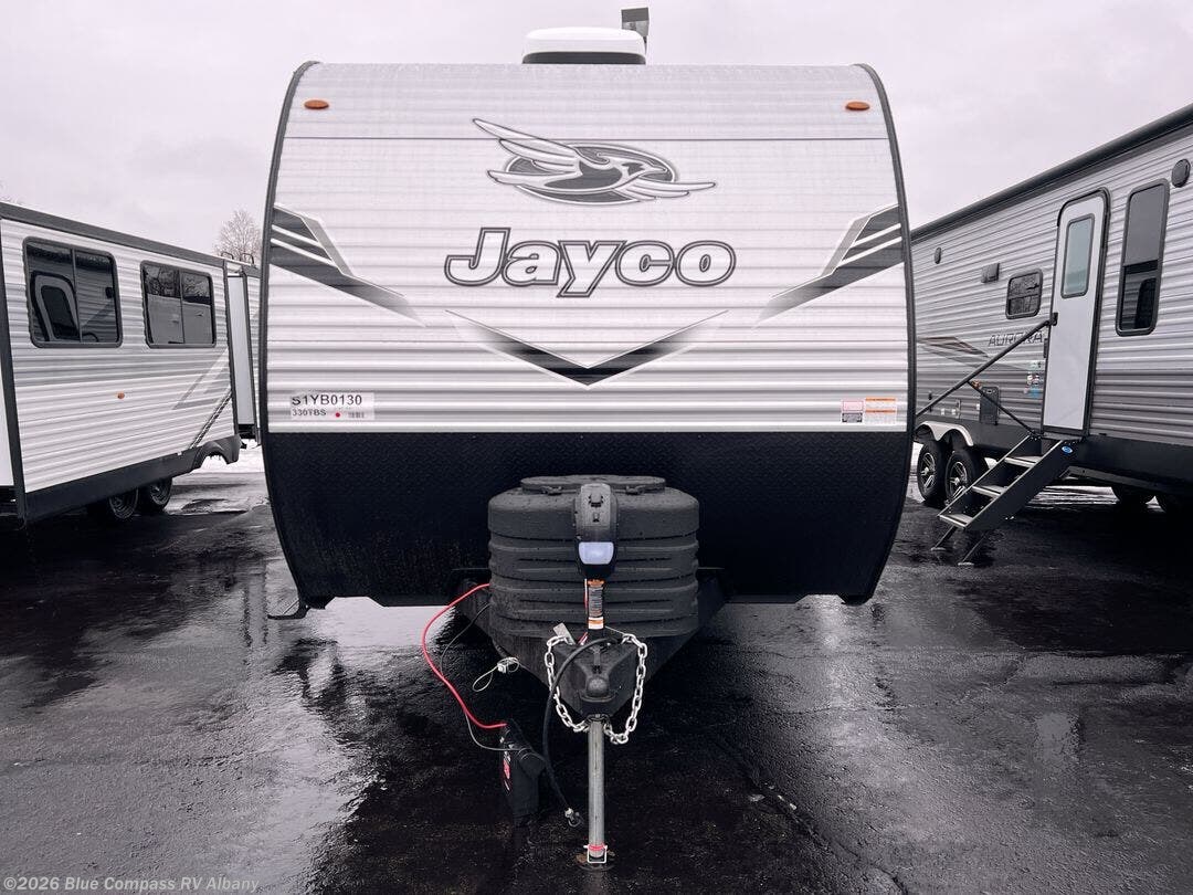 New 2025 Jayco Jay Flight SLX 330TBS available in Latham, New York