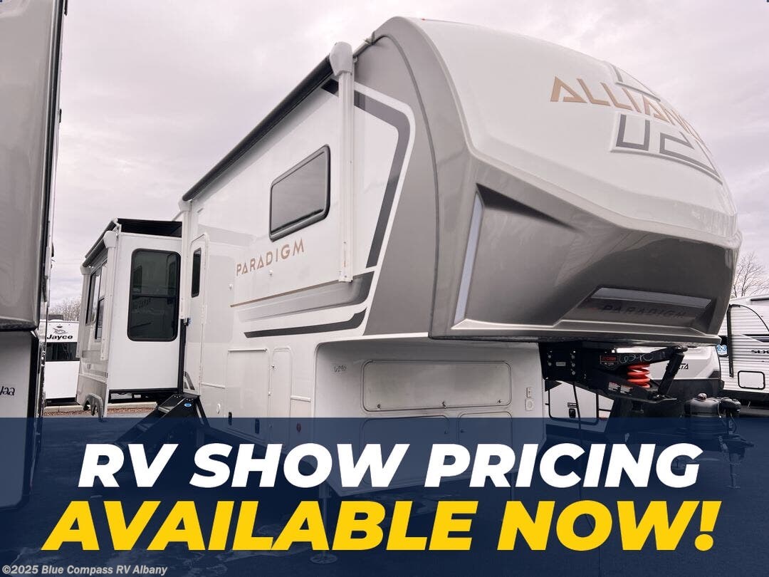 New 2025 Alliance RV Paradigm 310RL available in Latham, New York