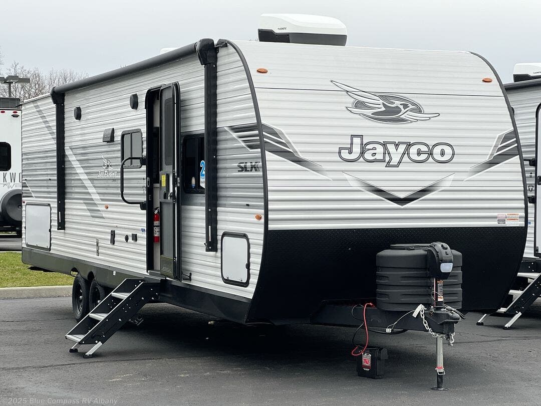 New 2025 Jayco Jay Flight SLX 284BHS available in Latham, New York