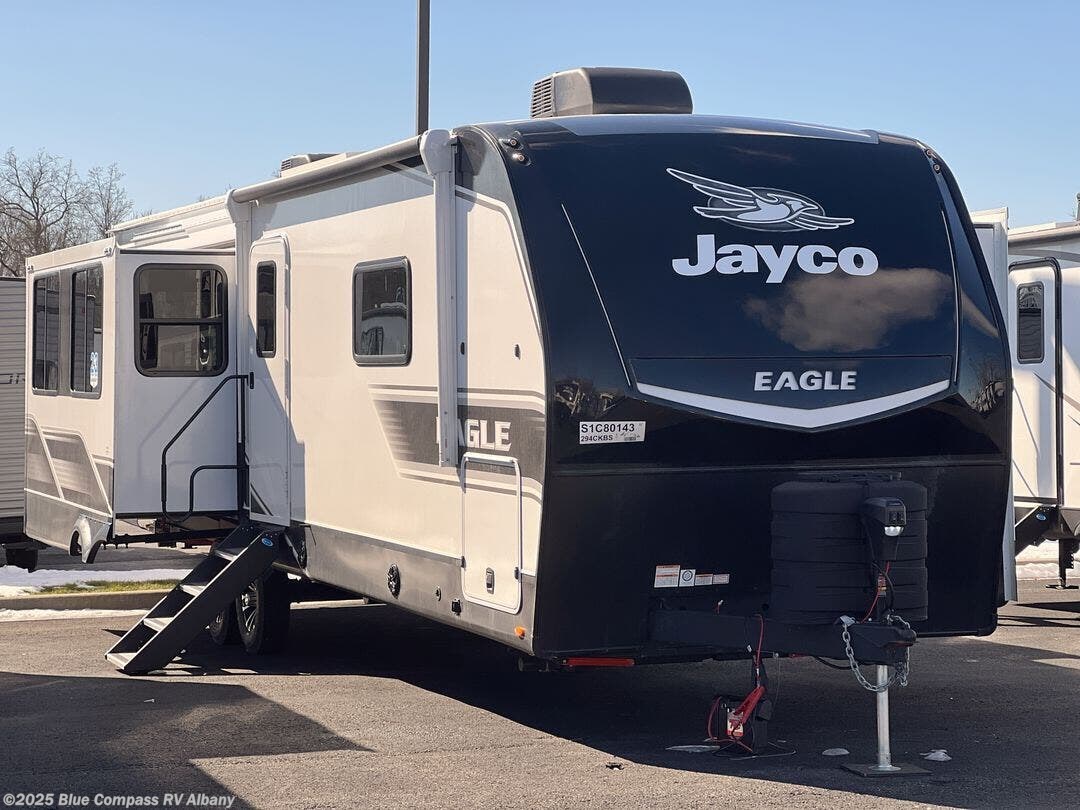 New 2025 Jayco Eagle HT 274FKDS available in Latham, New York