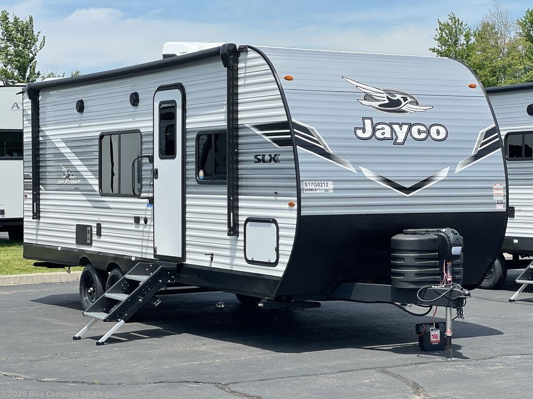 New 2025 Jayco Jay Flight SLX 225MLS available in Latham, New York