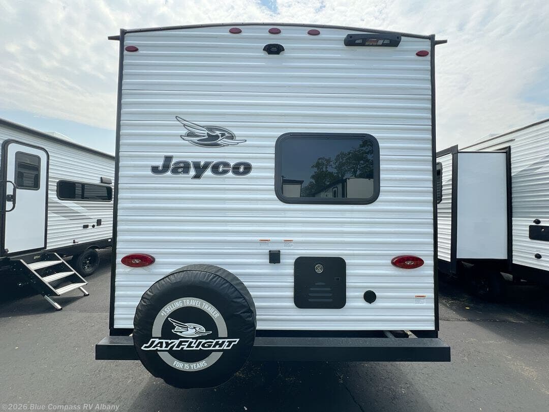 New 2025 Jayco Jay Flight SLX 261BHS available in Latham, New York