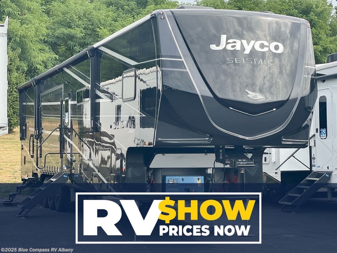 New 2026 Jayco Seismic 413 available in Latham, New York
