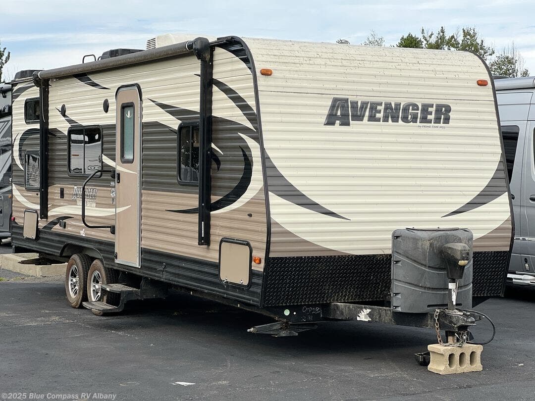 Used 2016 Prime Time Avenger 26BH available in Latham, New York