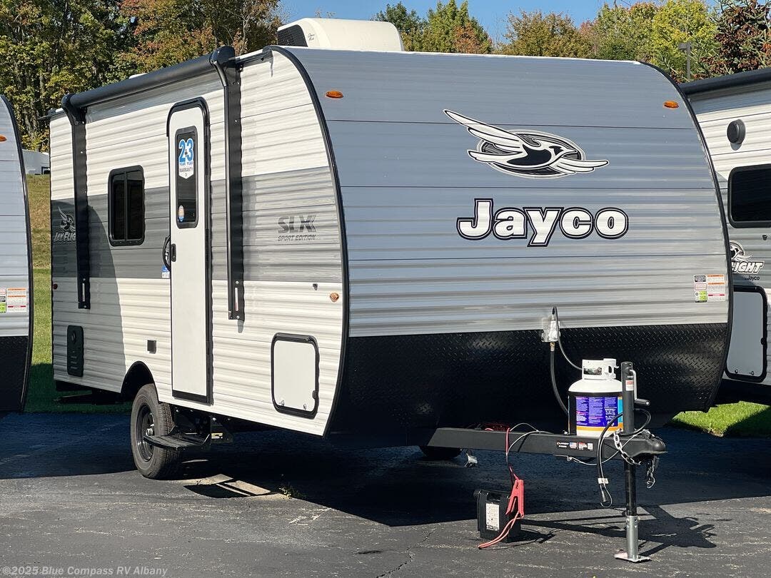 New 2026 Jayco Jay Flight SLX 170FQ available in Latham, New York