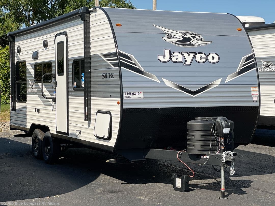 New 2026 Jayco Jay Flight SLX 210QB available in Latham, New York