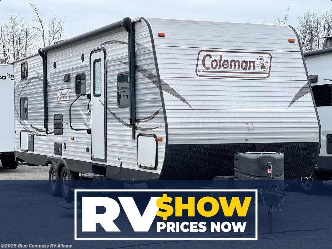 Used 2015 Coleman  Lantern Series 295QBS available in Latham, New York