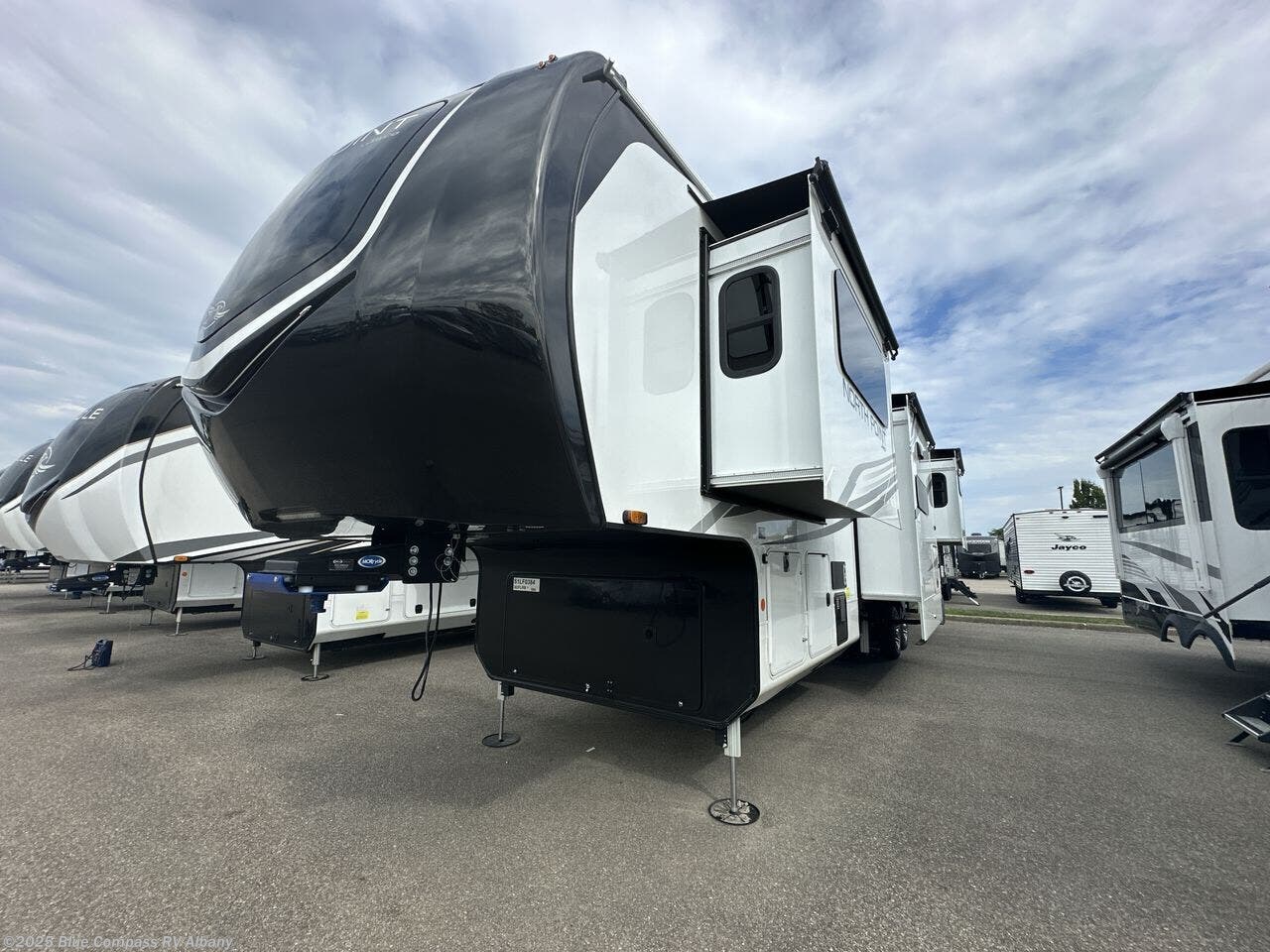 New 2025 Jayco North Point 382FLRB available in Latham, New York
