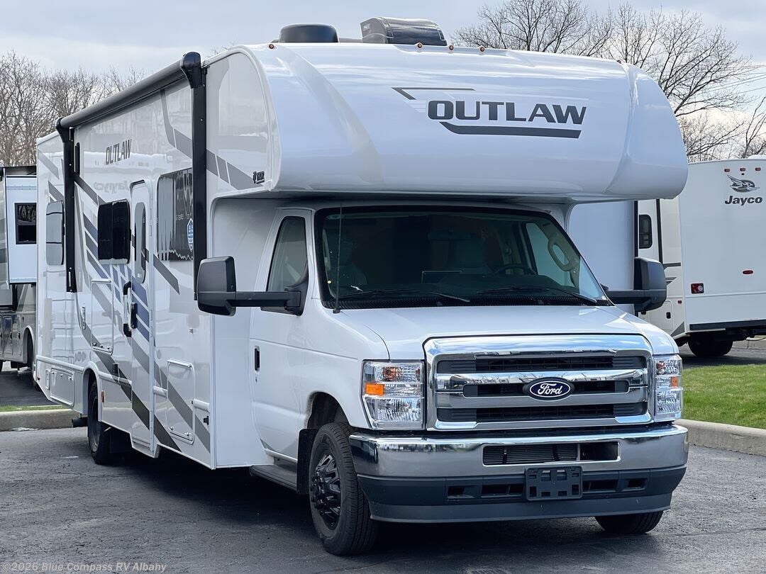 New 2026 Thor Motor Coach Outlaw 29J available in Latham, New York
