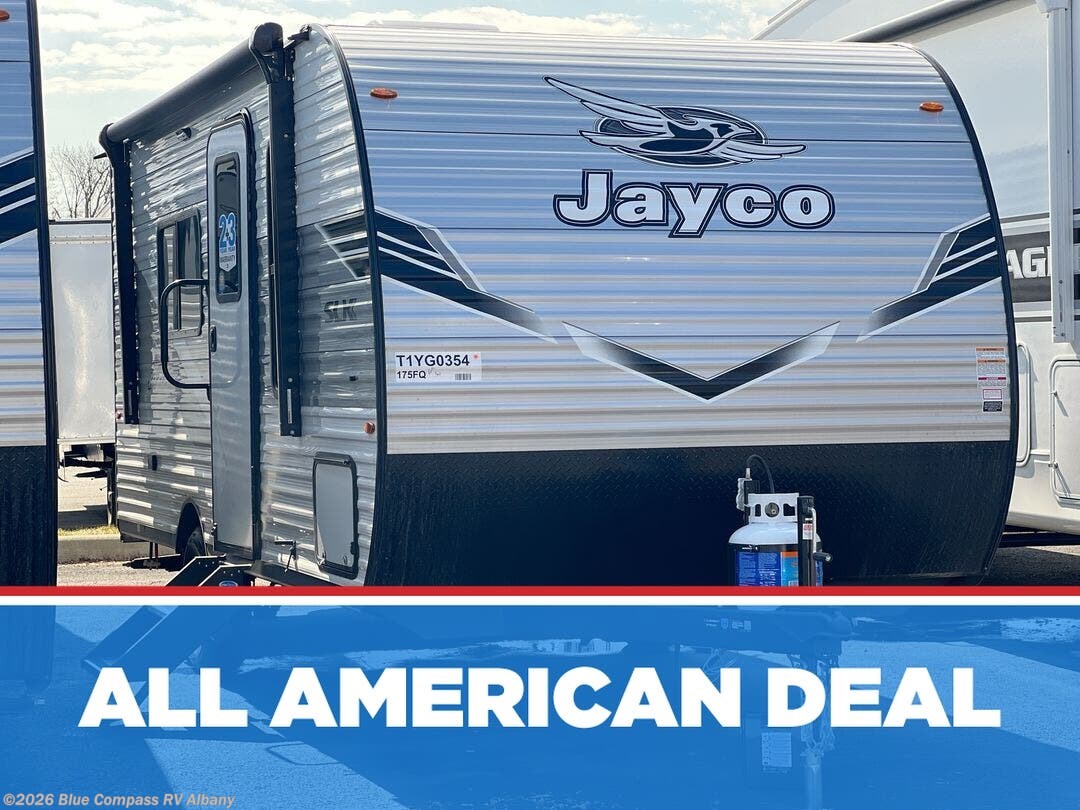 New 2026 Jayco Jay Flight SLX 175FQ available in Latham, New York
