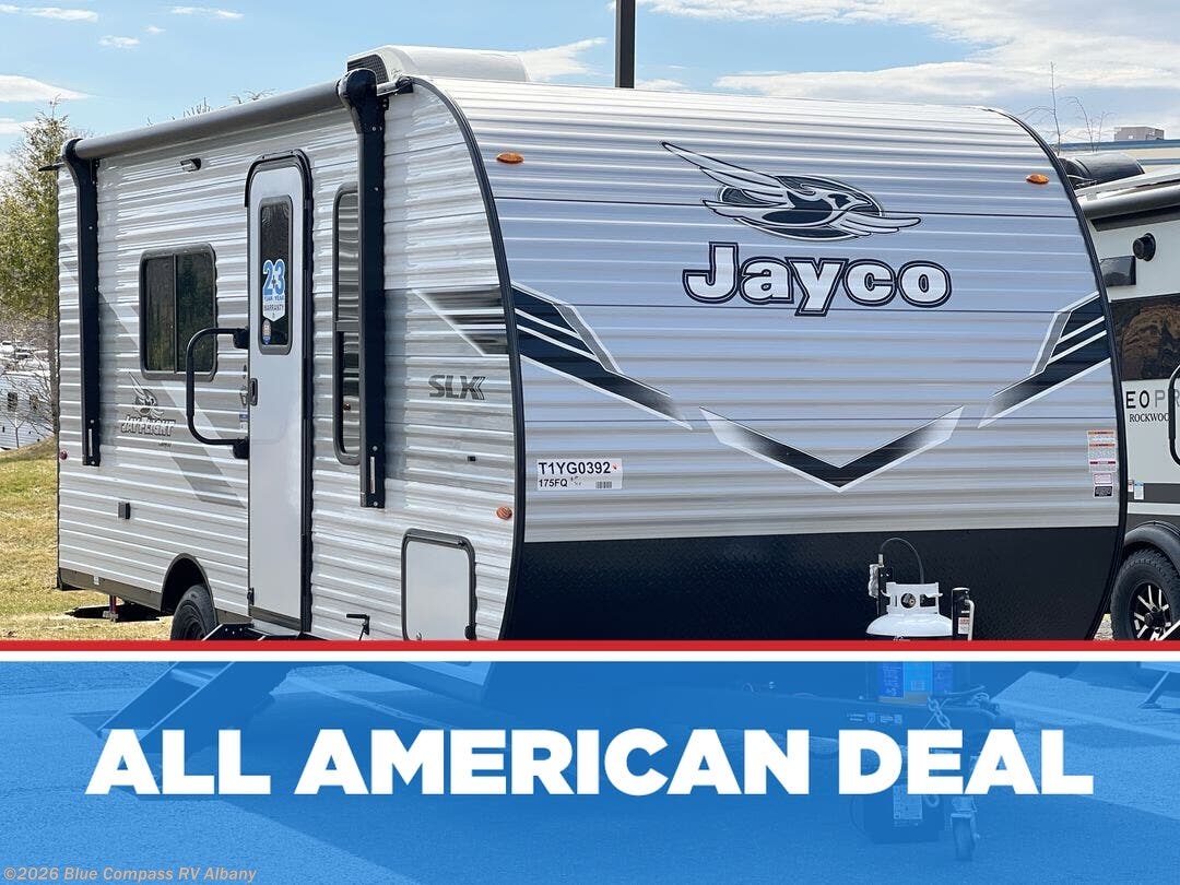 New 2026 Jayco Jay Flight SLX 175FQ available in Latham, New York