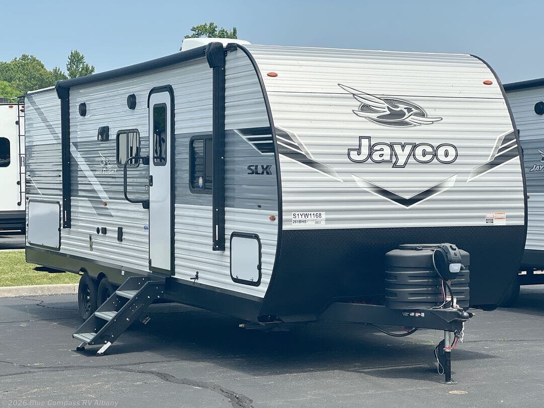 New 2026 Jayco Jay Flight SLX 261BHS available in Latham, New York