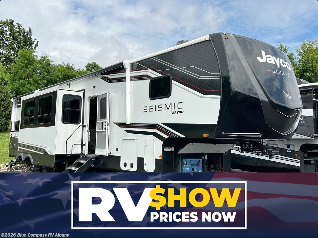 New 2026 Jayco Seismic 395 available in Latham, New York
